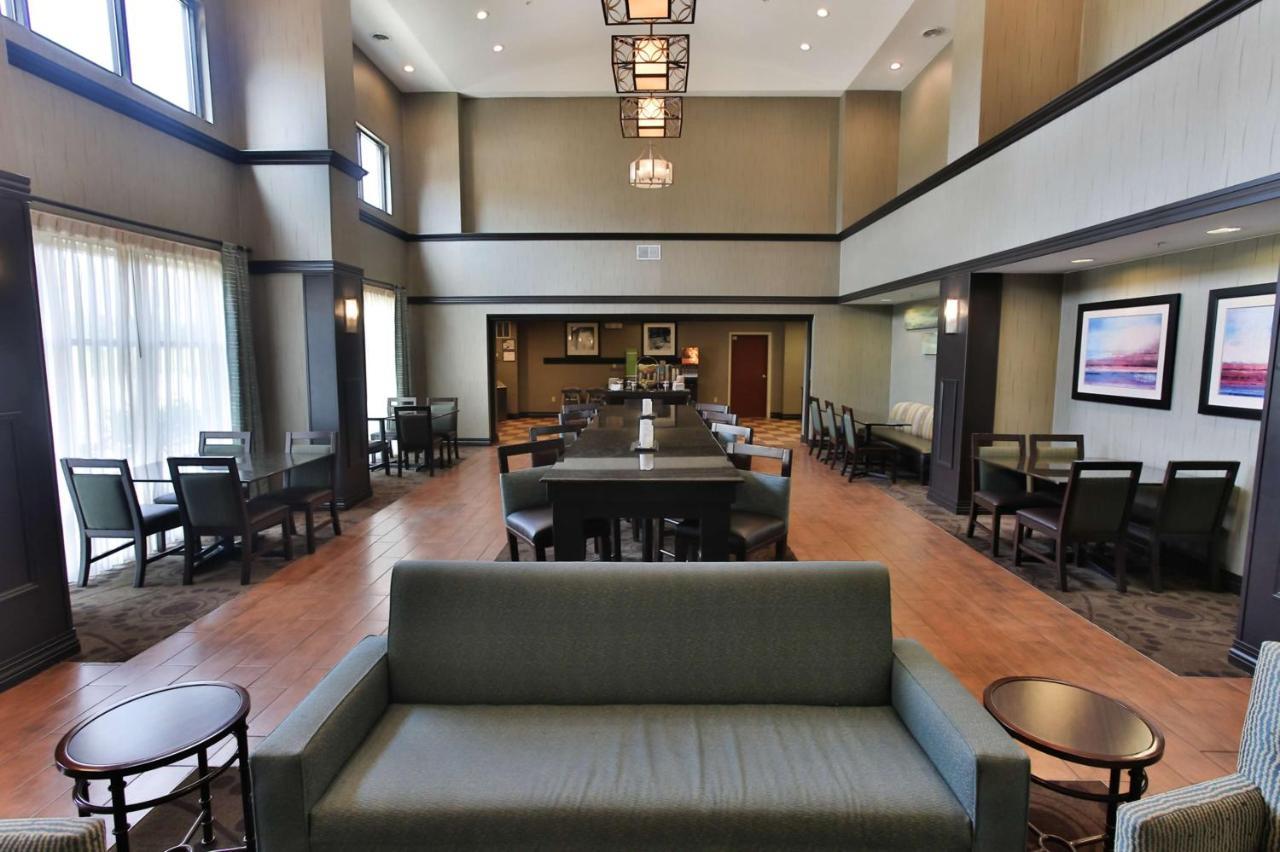 Hampton Inn & Suites Middlebury Kültér fotó