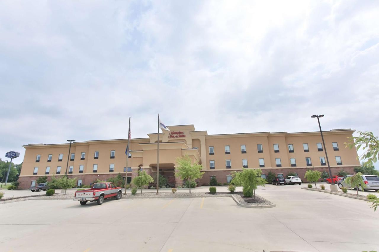 Hampton Inn & Suites Middlebury Kültér fotó