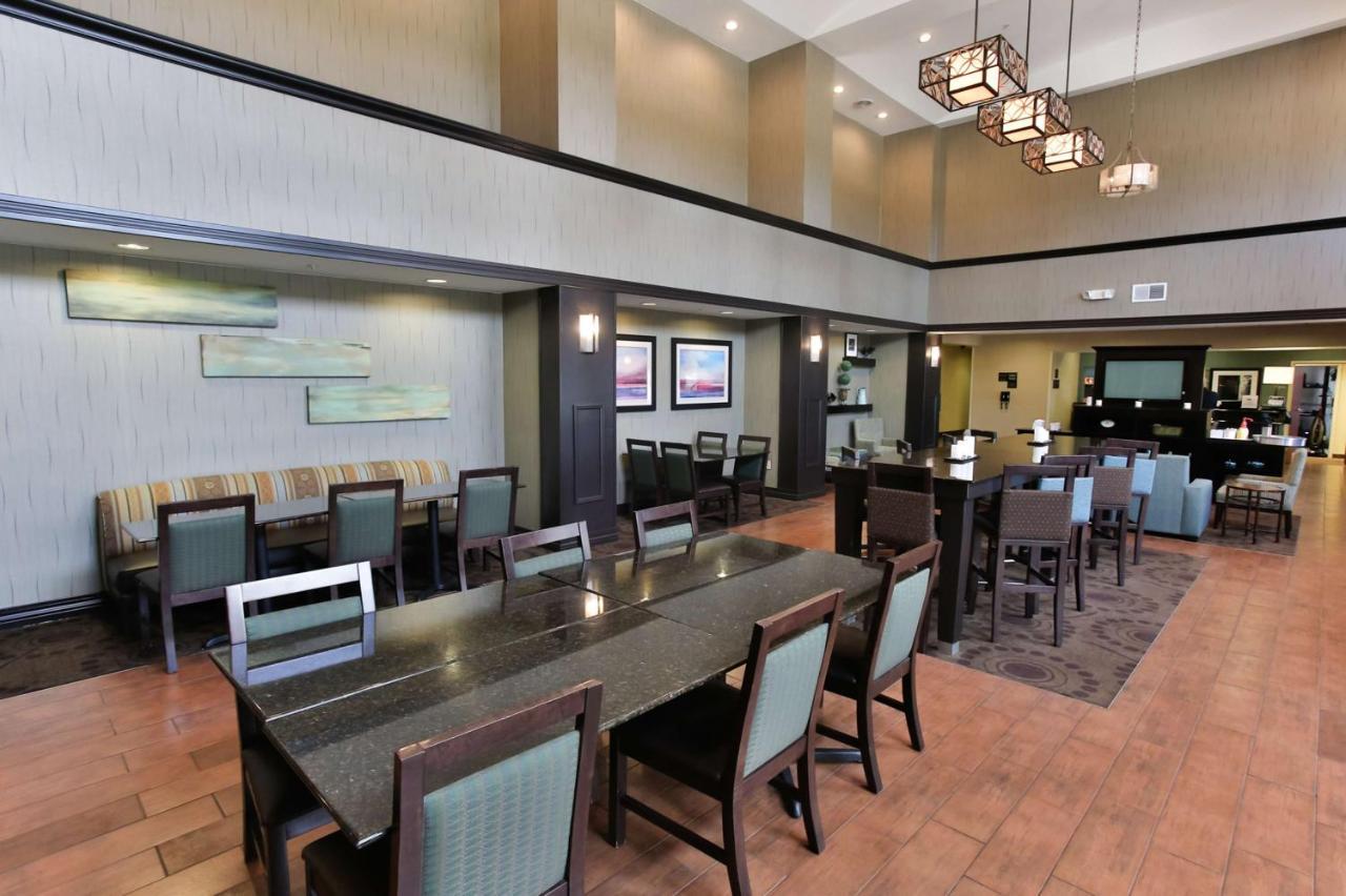 Hampton Inn & Suites Middlebury Kültér fotó