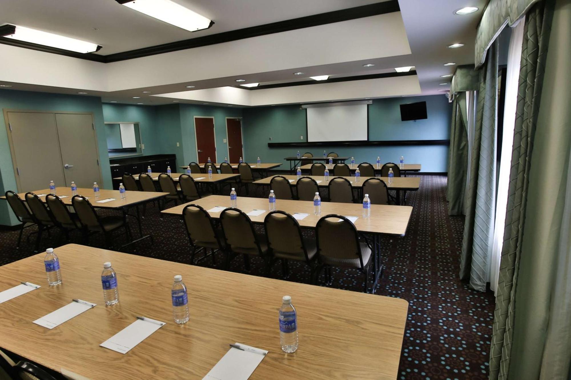 Hampton Inn & Suites Middlebury Kültér fotó